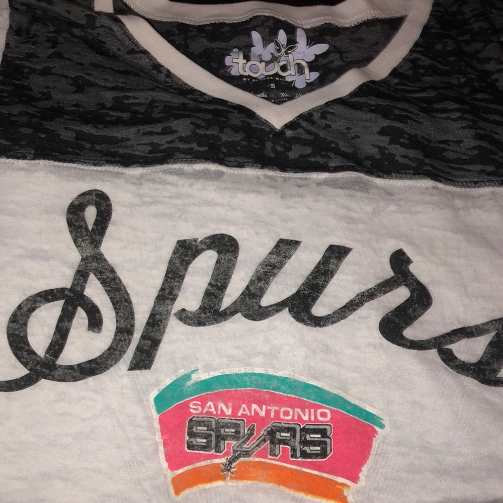 San Antonio Spurs small T-shirt sheer super cute